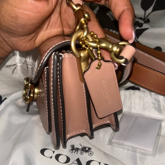 Coach Tabby 20 🌺🌸 - Picture 3 of 7